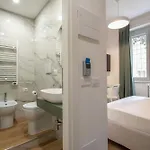 Venus Allbnb 게스트하우스 로마