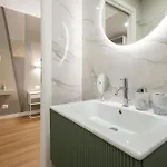 Venus Allbnb 4*