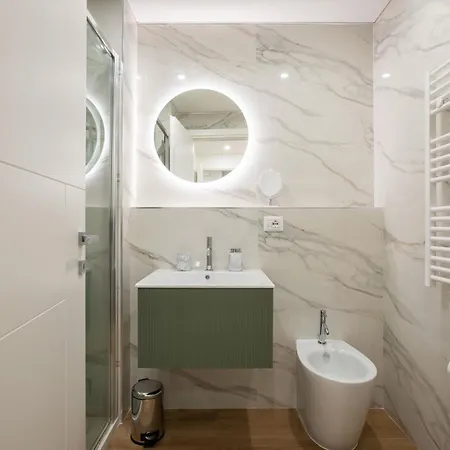 Venus Allbnb 4*